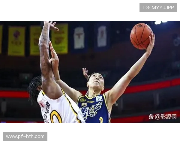 2013年CBA季后赛北京队对决广东队的精彩瞬间与赛后分析