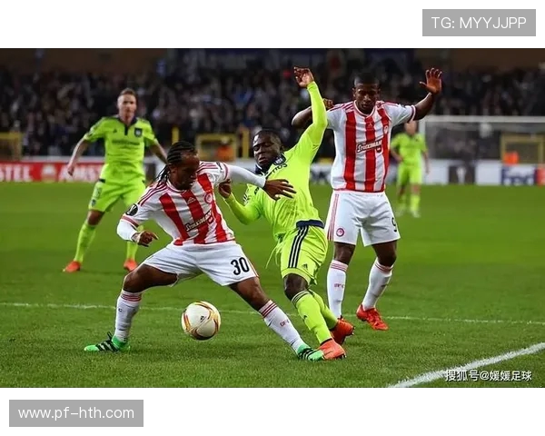 卡拉波波与亚拉库的精彩对决揭示足球战术与团队合作的重要性