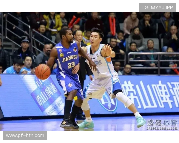 新疆与广东季后赛直播全程回顾精彩瞬间与赛场分析